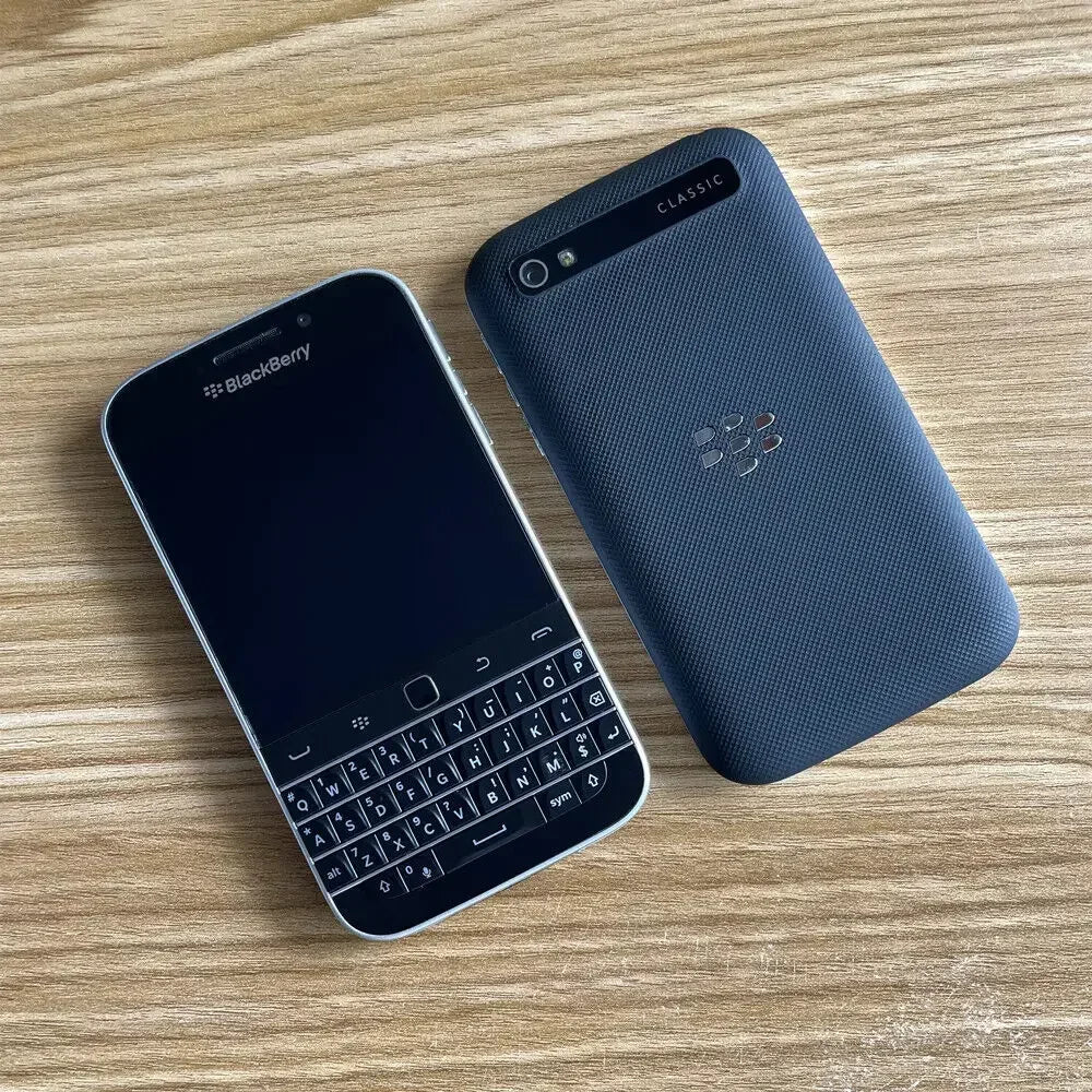 Original Unlocked BlackBerry Classic Q20 4G LTE Mobile 8MP WIFI 3.5" 16GB ROM 2GB RAM Qwerty Bluetooth Cell Phone Smartphone Bar